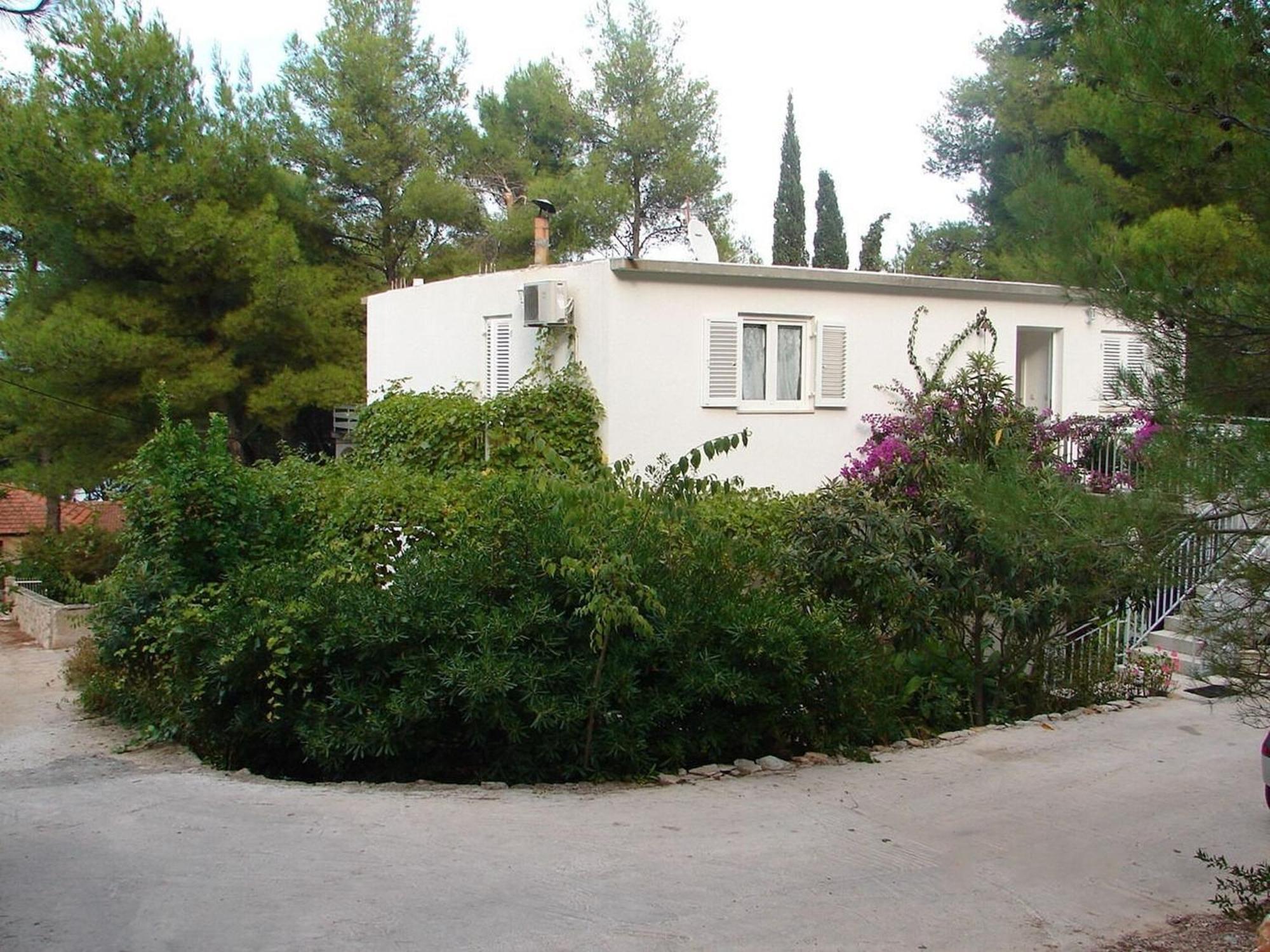 Matkov - Quite And Peaceful Location * Jelsa (Hvar)